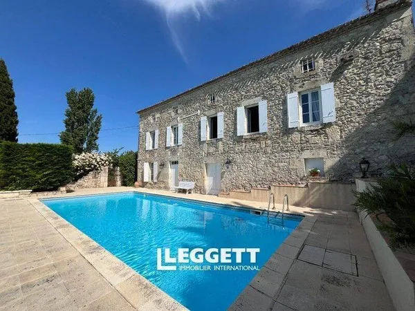 Maison 8 pièces 171 m²