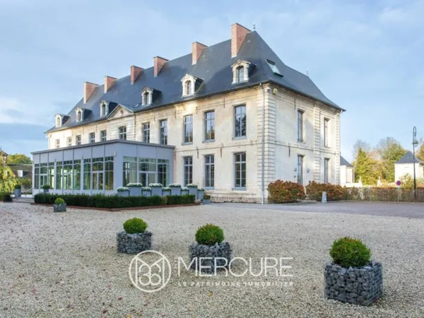 CHÂTEAU XVIIIe RESTAURE - PARC 11 ha