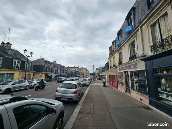 Boutique 99 m² VERSAILLES