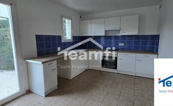 Alès Rochebelle - Immeuble avec 2 appartements, terrasses pri