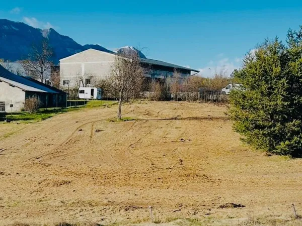 Terrain constructible de 1450 M2