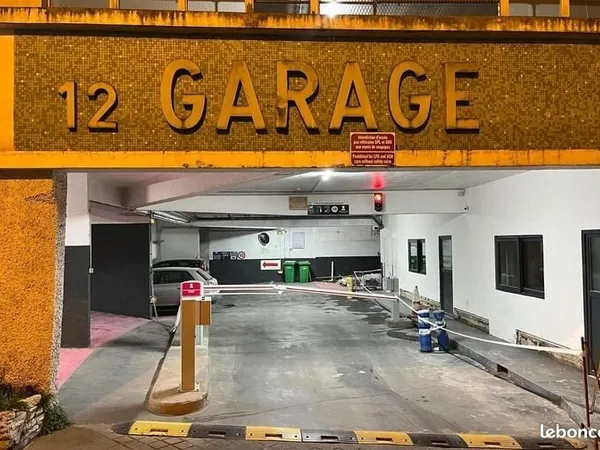 Parking moto