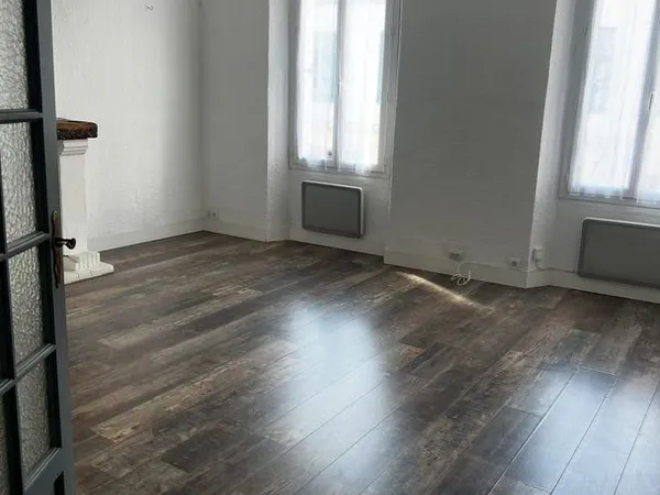 Location bel appartement 98 m²