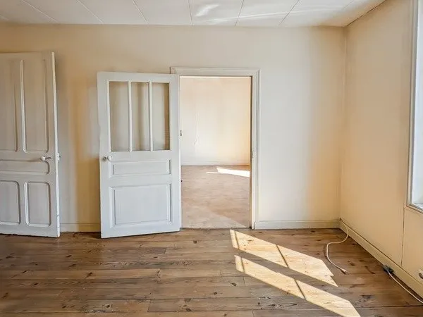 Maison divisée en 2 logements - Idéal investissement locatif