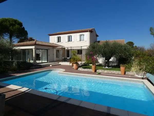 Maison 6 pièces 168 m²