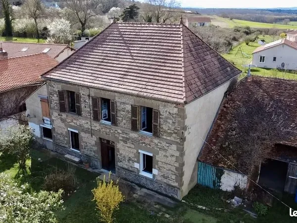Maison 3 pièces 105 m²