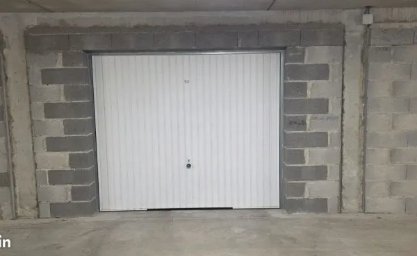 A louer Garage Sécurisé Saint Pierre la Mer de 23 m²