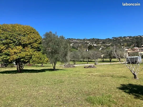 Terrain à bâtir