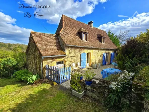 Coup de coeur assuré pour ce bien situé au bout d'une impasse  dans petit hameau typique  du péririg