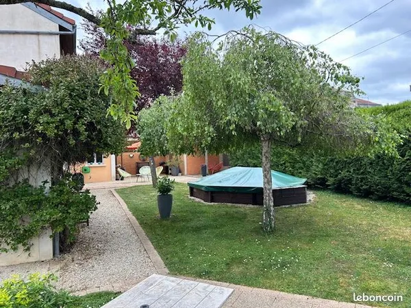 Ensemble immobilier de 2 maisons