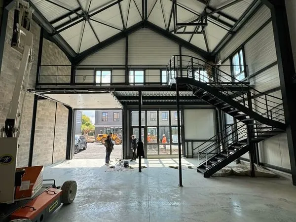 LOCAL D'ACTIVITE 174 m² GROSLAY