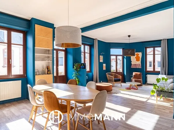 Lumineux et spacieux appartement avec balcons