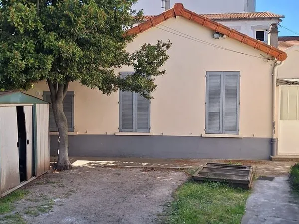 Maison 1 pièce 50 m²