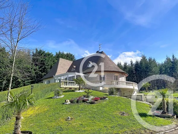 Maison 6 pièces 192 m²
