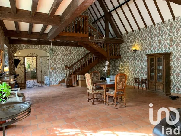 Maison 6 pièces 278 m²
