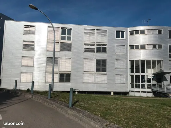 T2 semi meublé pour étudiants - campus Bouloie - BESANCON