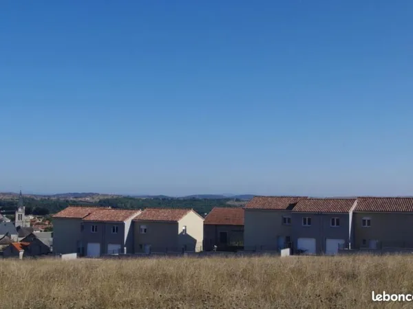 Terrain 820 m² La Cavalerie