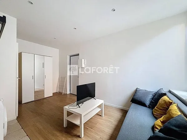 Studio 1 pièce 17 m²