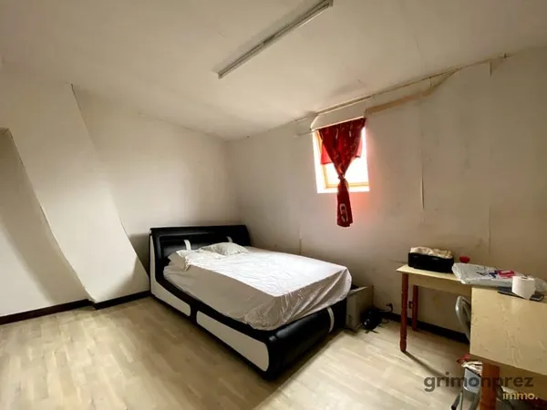 IMMEUBLE A USAGE MIXTE COMMERCIAL - 145m2 - FORTE RENTABILITE - ROUBAIX SECTEUR GARE