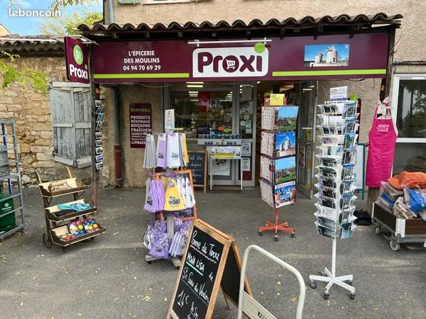 Épicerie alimentation générale à Régusse