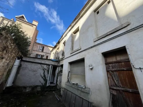 Immeuble 280 m²