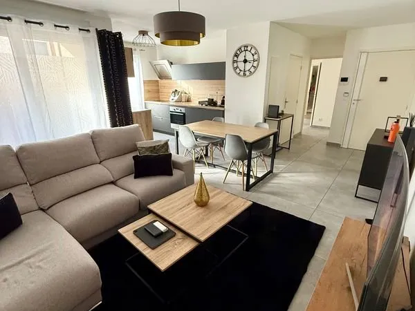 Appartement T3 balcon et Garage