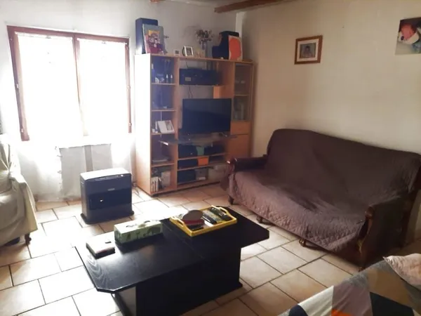 Appartement de type T4 dans une petite copropriété