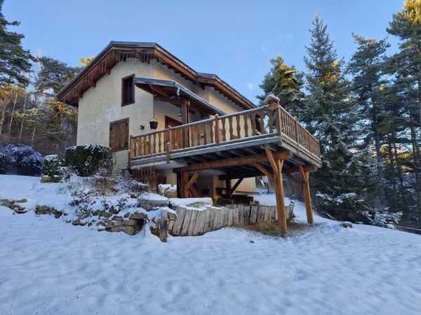 Joli chalet sur un terrain de 1581m2