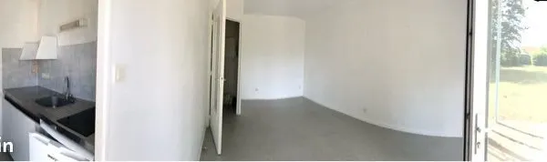 Location appartement T1 dans residence calme avec parking