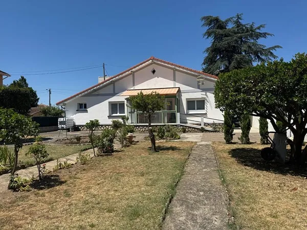 Villa Pamiers 7 pièce(s) 80m2 habitables tout confort