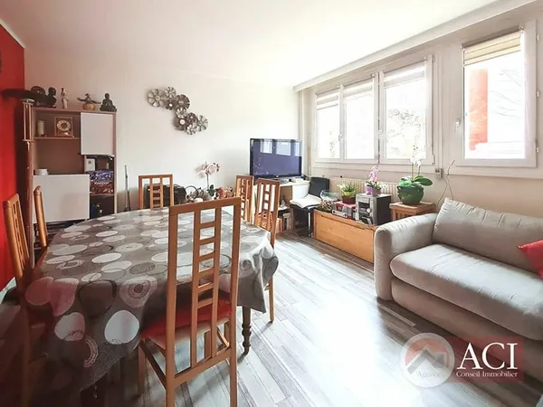 MONTMAGNY - APPT 4 P CENTRE-VILLE