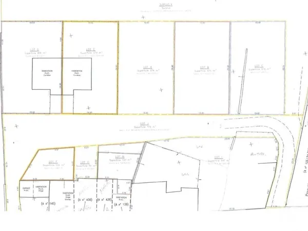 Terrain 375 m²