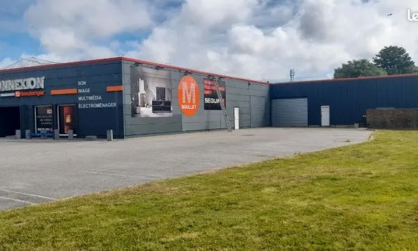 Bâtiment commercial/artisanal
