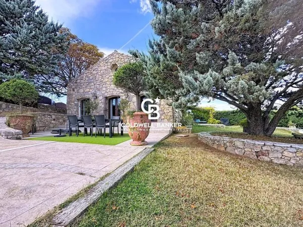 Maison de luxe 14 pièces 380 m²
