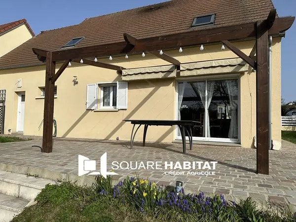 Maison à 5 minutes d'EPERNON120 M² - 4 chambres.