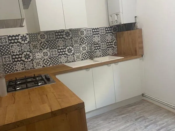 🏡 T1 bis rénové - lumineux avec cuisine séparée - 28 m²