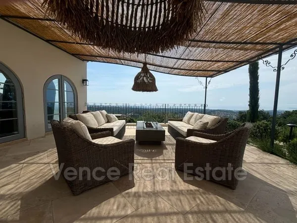 Maison 400 m²