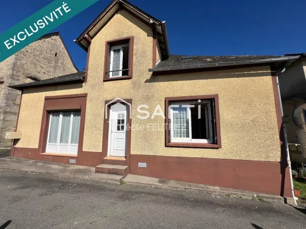 Maison de bourg avec dépendance et terrain