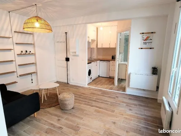 Studio meublé 22m2 meublé refait à neuf