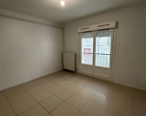 Studio 1 pièce 29 m²