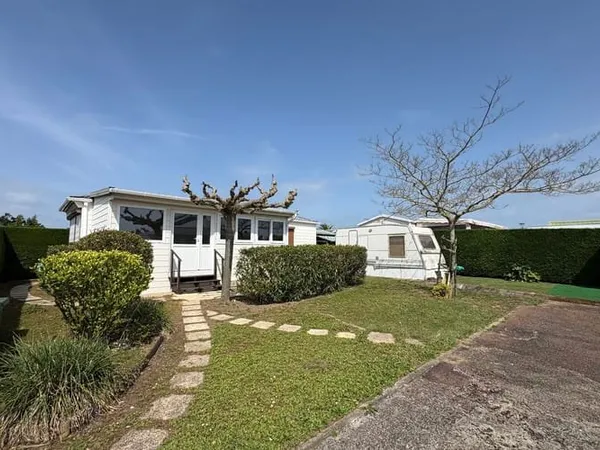 Terrain 324 m²