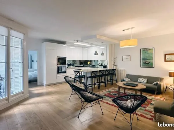 Issy-les-Moulineaux - limite Paris 15 - 4 pièces 84 m² - 3 chambres - Balcon - Immeuble 1930 - Miche