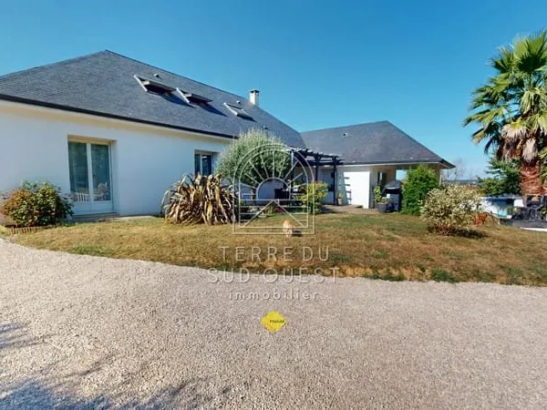 Maison secteur Lescar, 4 chambres, 166 m²