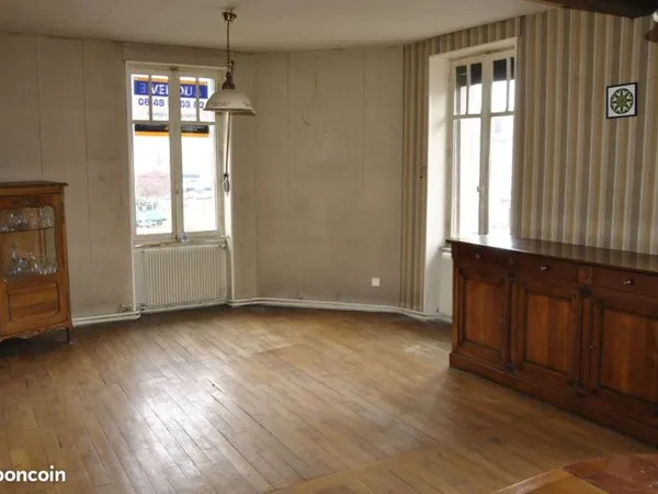 Appartement à rénover, style , lumiere et volume