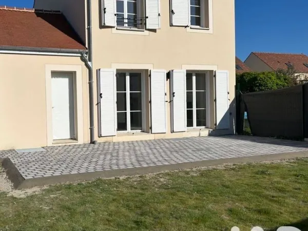 Maison 4 pièces 77 m²