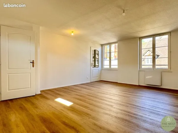 Studio 1 pièce 44 m²