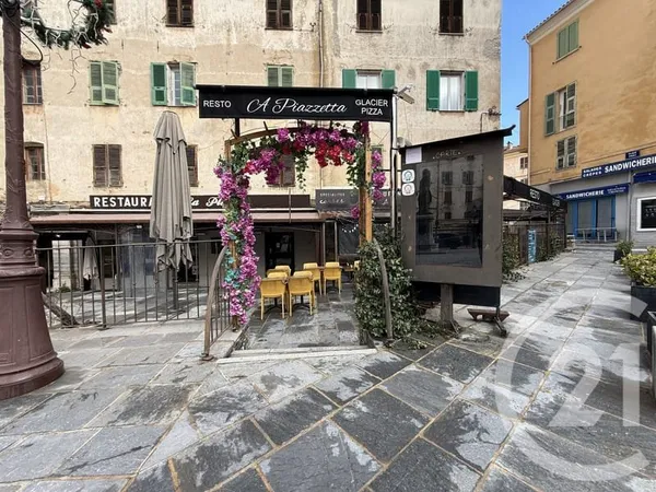 Fonds de commerce 220 m²