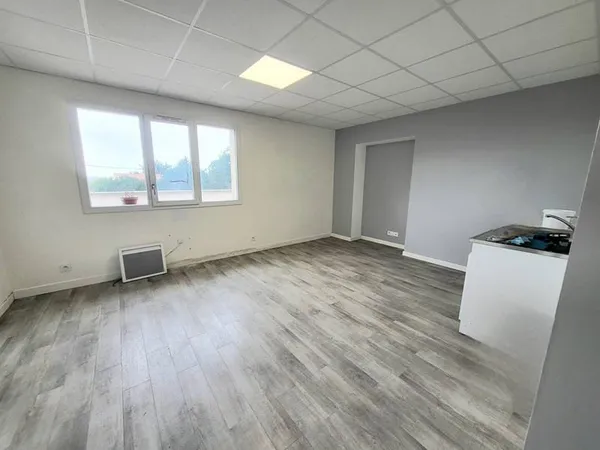 Bureau 24 m²