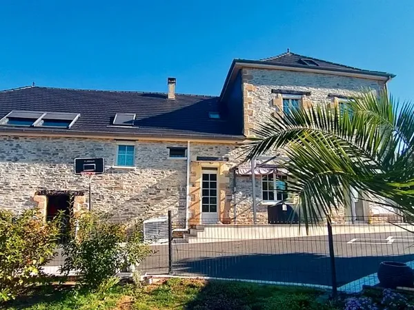 Maison familiale au calme...