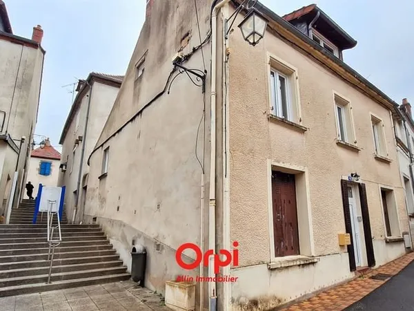 Maison 1 pièce 132 m²